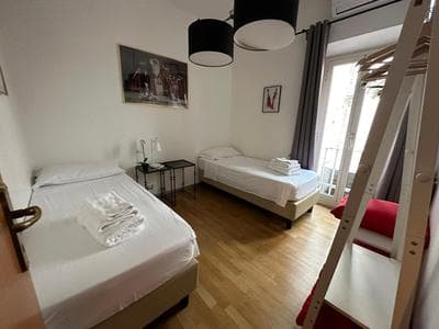 When in Rhome- city centre cozy apartment