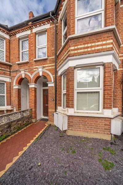 Quite & Cozy 2 Bedroom with Private Garden in Wimbledon - Minutes from Central London