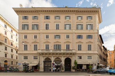 iFlat Vatican & Navona Brand New Chic Apartment