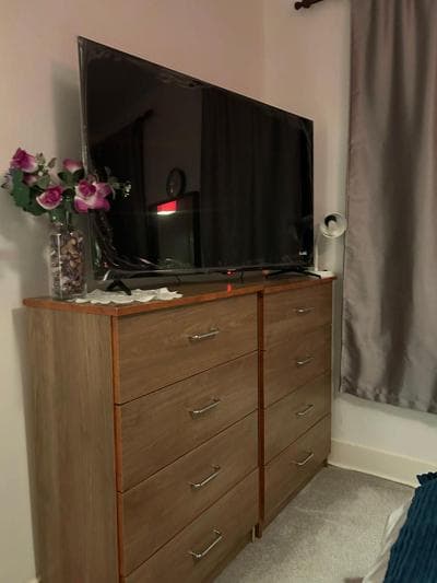 1 Bedroom House - Free Parking Wifi