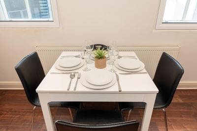 Cosy 2-bedroom flat in Embankment A short walk away to Trafalgar Square near Big ben, London Eye