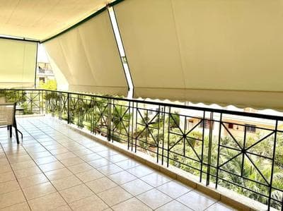 Cozy apartment in Voula