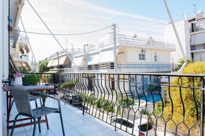 Cozy Greek Apartment