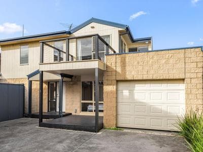 Surf Coast Townhouse