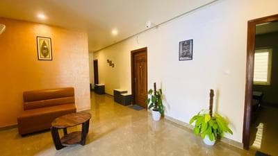 C Suites - Madison