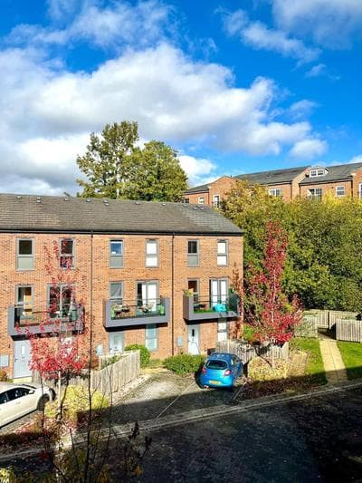 Beautiful House - Wakefield Westgate - Free Wi-Fi & Parking - Long Stays welcome! near Wakefield College