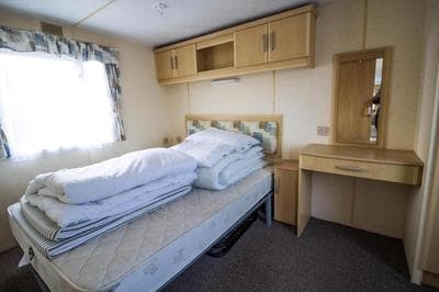 Wheelchair Friendly Caravan For Hire Norfolk Near The Beach Ref 13016L