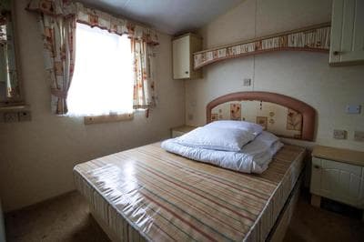 Dog Friendly 8 Berth Caravan, Minutes From The Beach In Hunstanton Ref 13003L