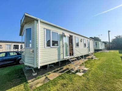 Lovely 6 Berth Caravan For Hire At Manor Park In Hunstanton Norfolk Ref 23044S