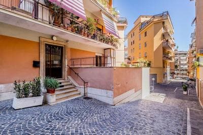 Domus Pamphili Free Netflix & AC