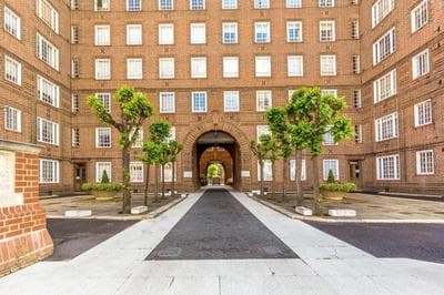 Chelsea Manor Apartment Retreat with 2 Bedrooms