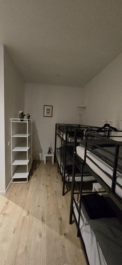 Monteurwohnung Ferienwohnung Krefeld Nähe Düsseldorf 2-4 Personen