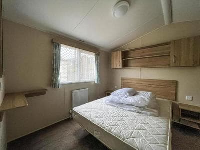 Great Caravan For Hire By The Beach In Norfolk, By Hunstanton Beach Ref 13005L