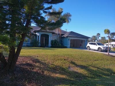 Port Charlotte Palms-Pet friendly, Heated Private Pool and Mini Orchard