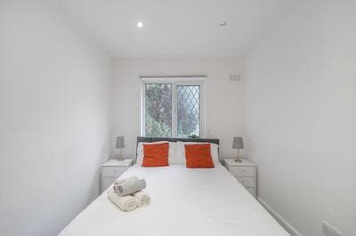 Hububb Luxury Stepney Green