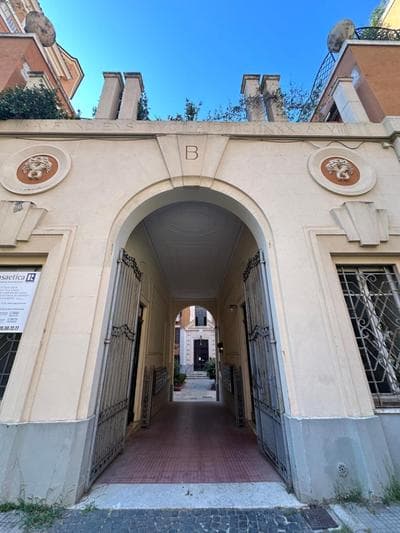 Cozy Enna Rooms - Metro Re di Roma