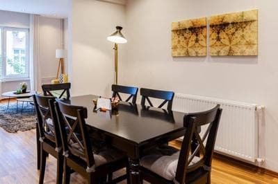 Spacious Modern Airy 4Bed2Bath Central Home! #369
