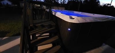 Cozy house with a Heated Swim spa