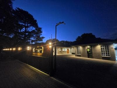 Lakefield Lodge - Halaal