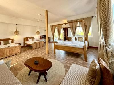 Shirley Boutique Hotel