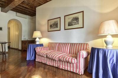Bright apartment with piazza del popolo view