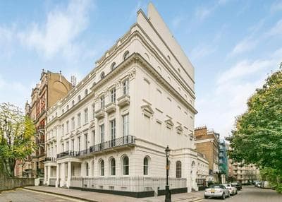 Penthouse Overlooking Hyde Park