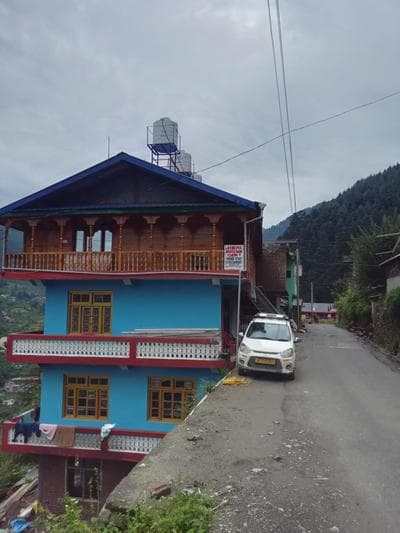 Jibhi Mountain view 1