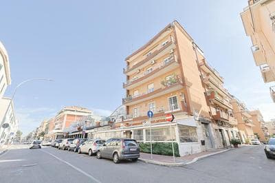 Amora Apartments