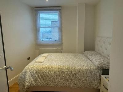 Top of the Broadway Market 2 Bedrooms