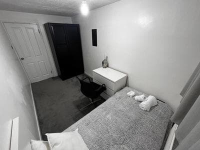 Plaistow comfort- single room