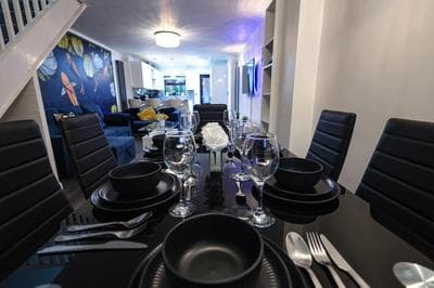 The Heart of Brick Lane, Sleeps 7!