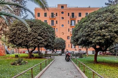 La Casa Viola