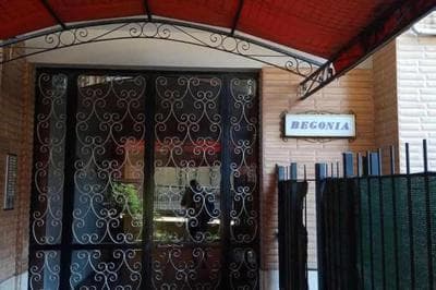 Aurelia Begonia Apartment - family & business