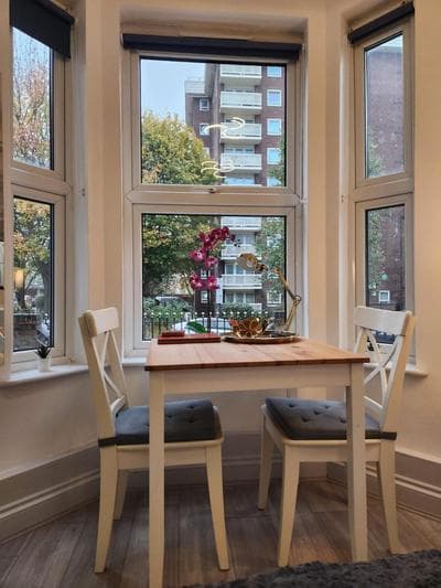 St 8 - Very close to tube - Cozy Studio Flat