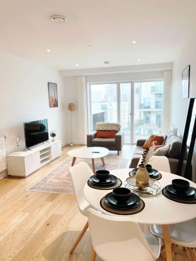 Stylish 2-Bedroom flat Haven