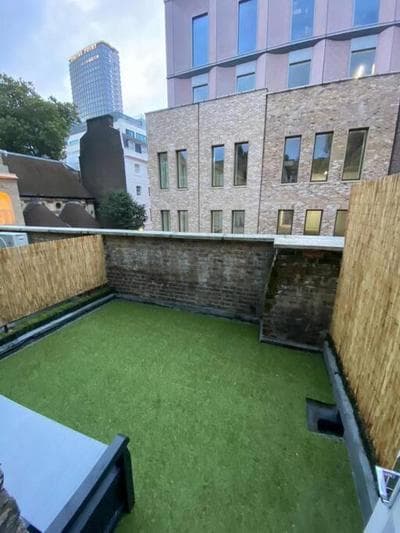 Modern & Cozy Apartment in Prime Soho Location