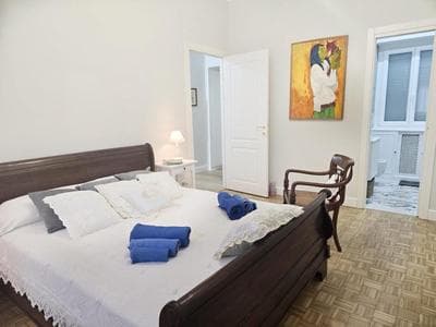 Elegant Apartament Talenti -2 Camere, 2 Bagni, Terrazza, Balcone, Parcheggio Gratuito