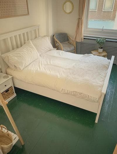 Fantastic 3 Bed Beachfront Flat with Seaview