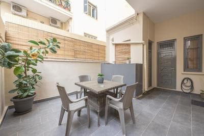 Peaceful and comfy 2BA in Athens heart
