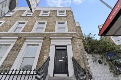 Affordable One bedroom & Studio By LiveStay Short Lets & Serviced Accommodation London