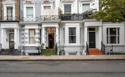 Earl's Court Stylish Apartment in Central London