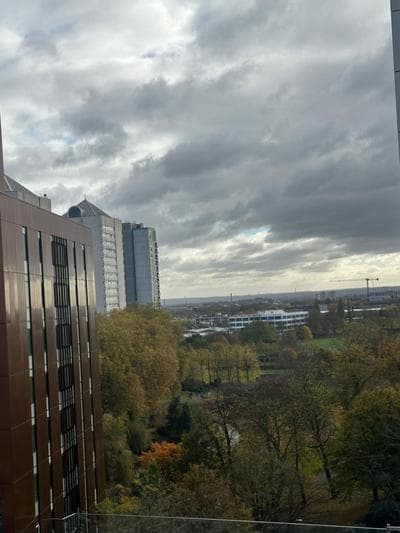 Chic 2-Bedroom Apartment with Stunning Views in London