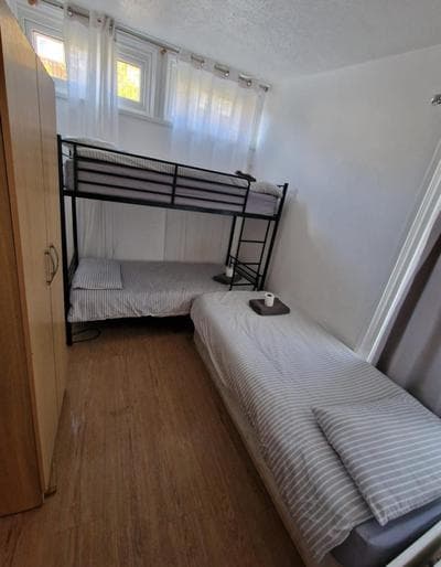 HONOR OAK Rooms