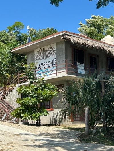 Casa Nayeeche, Hospedaje & Dive Center