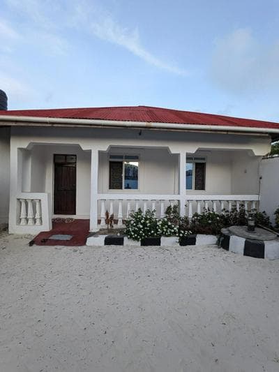Ndeni House