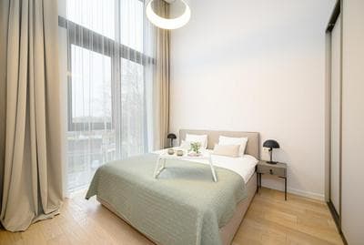 2BD Apt w-Balcony, AC I Parking inc I next to the River and Forest I ᴄᴏʜᴏsᴛ