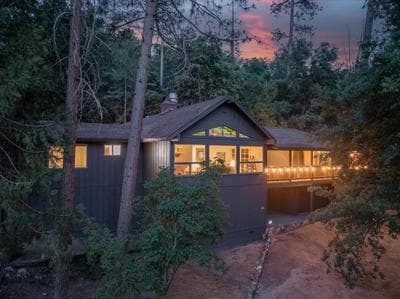 Sierra Mountain Escape - Brand new spa/game room