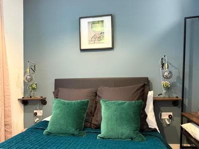 En-suite Room, Private Bathroom, Liverpool Street, Sleeps 2