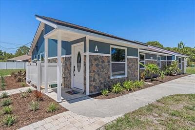 Renovated, Cozy 2 Bedroom