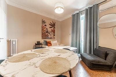 Apartment in Tuscolana Train Station & Metro A